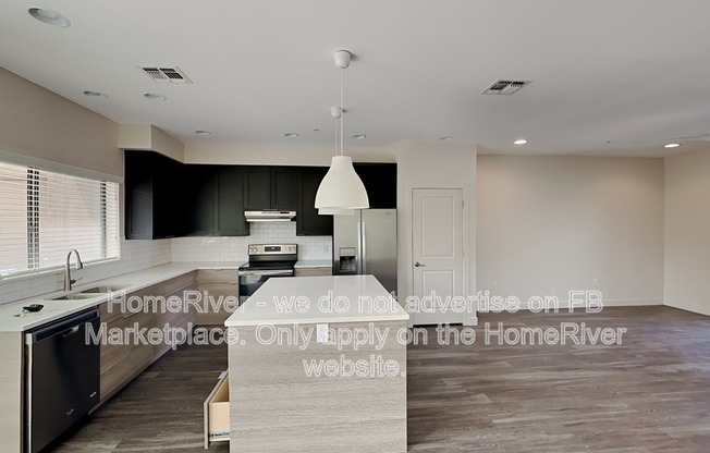 1000 W 5th St