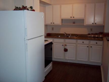 2 beds, 1 bath, 1,000 sqft, $945, Unit 9