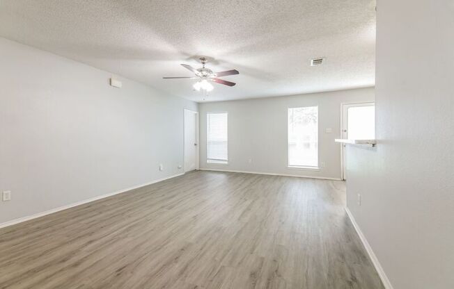 12805 DOVE FLD LN