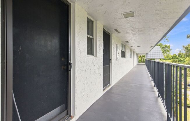 Beautiful 2-Bedroom 2-Bath Condo with Lake View