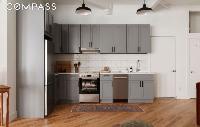 Studio, $4,750, Unit 2R