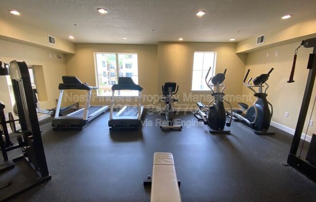 2 beds, 2 baths, 1,049 sqft, $1,295, Unit Unit 9239