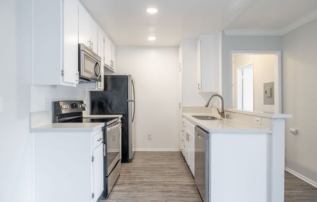 1 bed, 1 bath, 695 sqft, $1,848, Unit 207