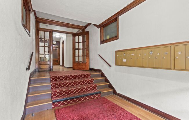 The Oxford Apartments!