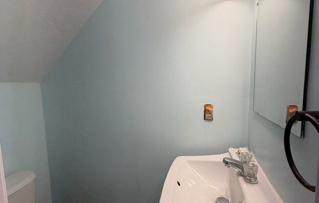 2 beds, 2.5 baths, 1,550 sqft, $2,850, Unit Unit 44