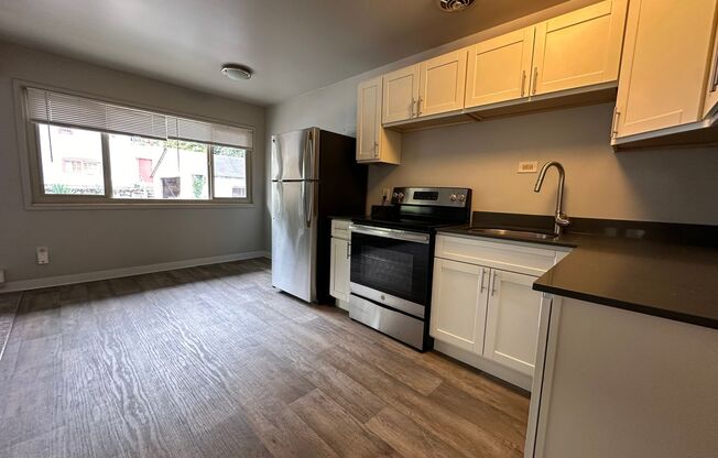 1 bed, 1 bath, 500 sqft, $1,295, Unit 7005 #11