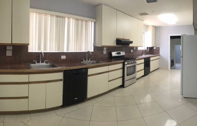 Miami Beach Home with a Pool!