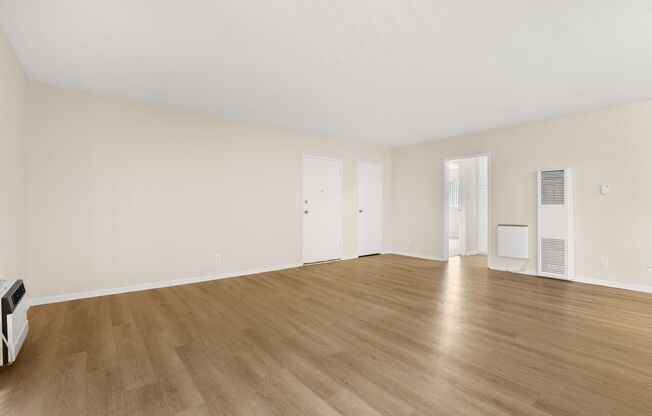 2 beds, 2 baths, 1,200 sqft, $2,300, Unit 06