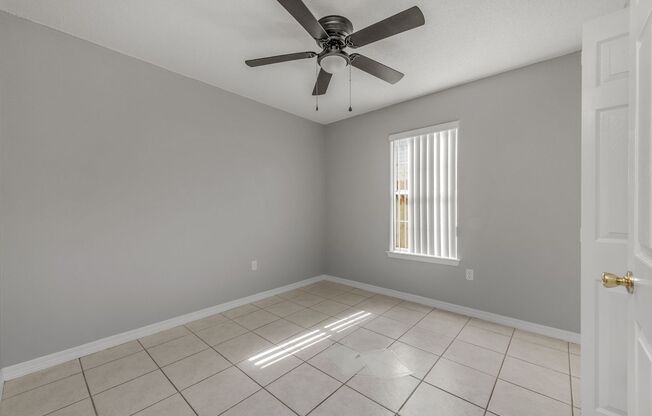 Freshly painted home conveniently located minutes to Eglin & Hurlburt Available Now!