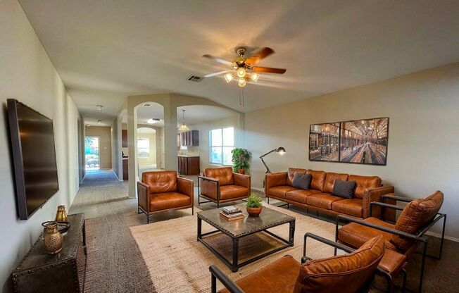 Nice 4 bedroom available in Riverside Grove subdivision!