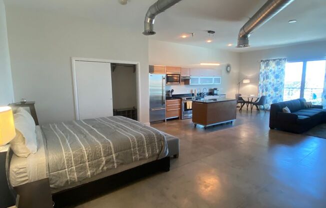 Studio, 1 bath, $2,200, Unit 1212