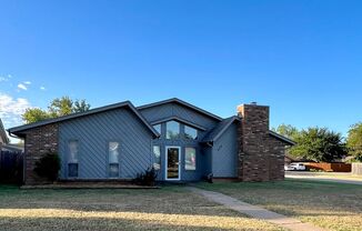 Charming Sunny Home in West Edmond!