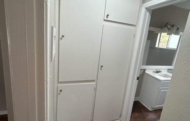 Cazador Court Apartments