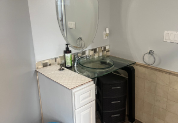183 LEFFERTS RD