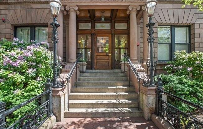 2 beds, 2 baths, 1,022 sqft, $4,935, Unit 501