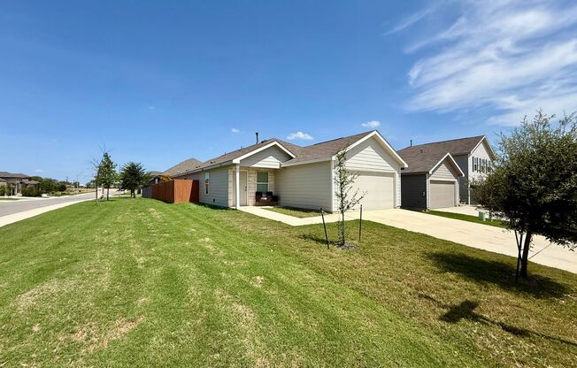 Beautiful 4 bedroom, 2 bathroom Home in Vida near Texas A&M San Antonio!