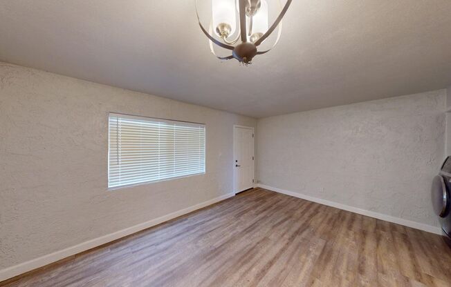 1 bed, 1 bath, 630 sqft, $995, Unit 18