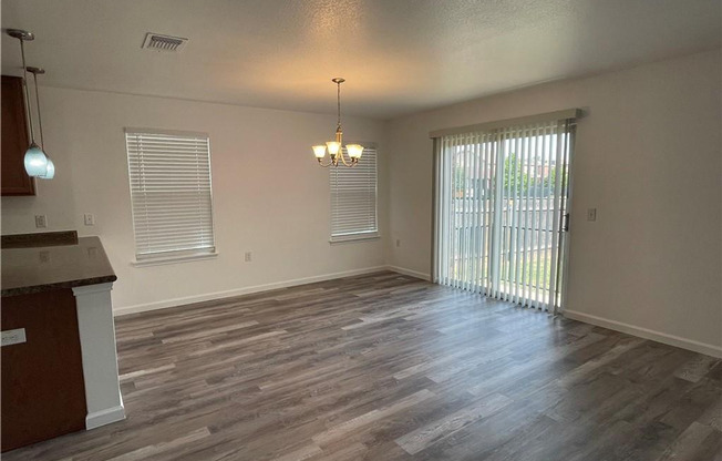 Move-in Ready and Near Major Employers