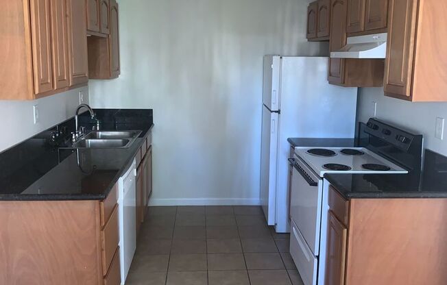 2 beds, 1 bath, 918 sqft, $2,900, Unit 039