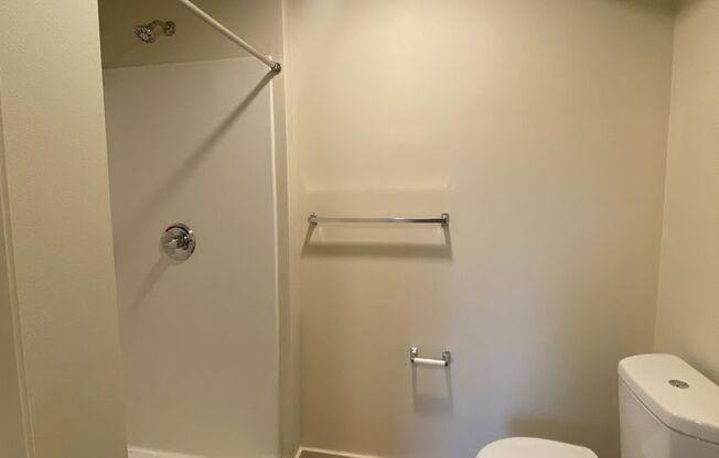 Studio, 1 bath, 178 sqft, $1,425, Unit 301