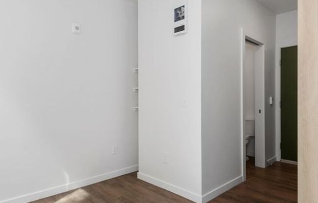 Studio, 1 bath, 174 sqft, $875, Unit 216