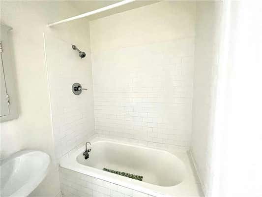 1 bed, 1 bath, 650 sqft, $1,699