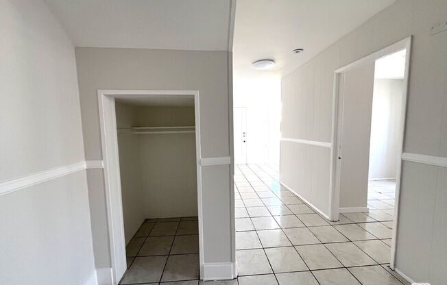 3260 E 4 ST
