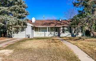 Ranch stye home in University Hills, with garage!