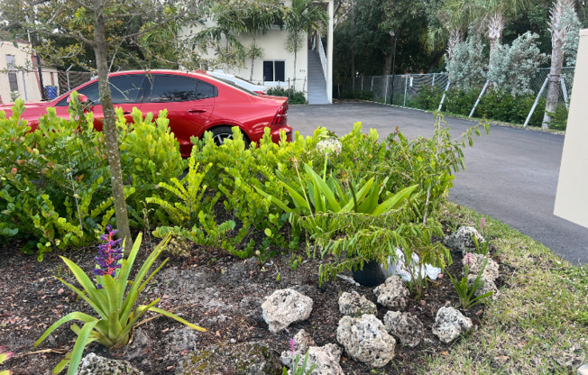 816 NW 3 ST