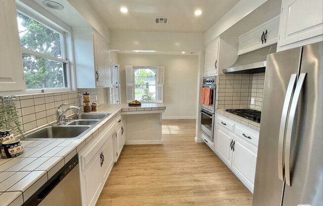 3702 SAWTELLE BLVD