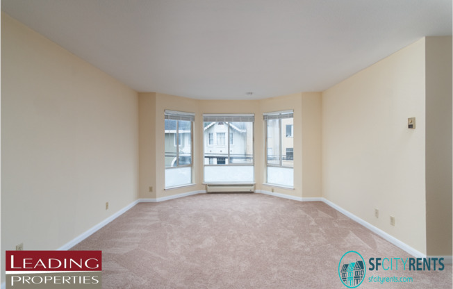 Richmond: 2 Bed 1.5 Ba Apartment w/ Laundry Onsite, Shared Yard & Garage Parking Included