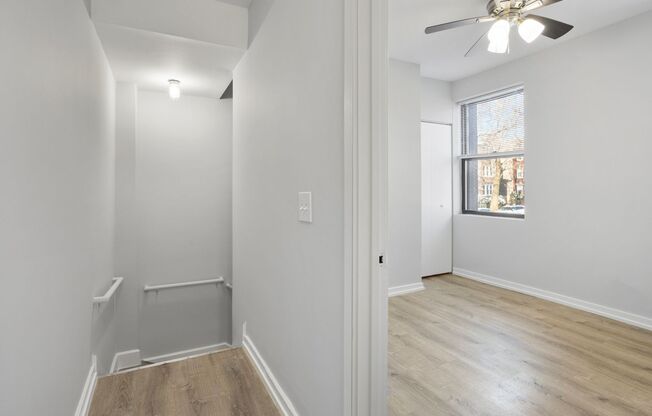 2 beds, 1.5 baths, 634 sqft, $2,500, Unit 106