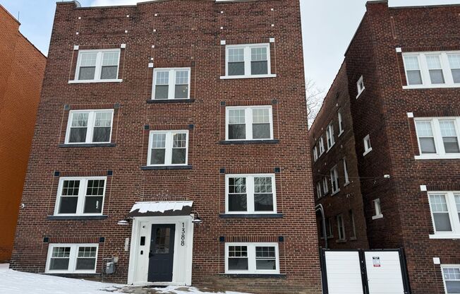 1 bed, 1 bath, 600 sqft, $1,150, Unit Unit 312