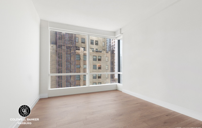 77 GREENWICH ST