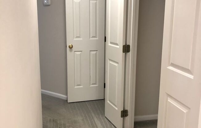 2 beds, 2 baths, 1,270 sqft, $1,375, Unit 2716-5