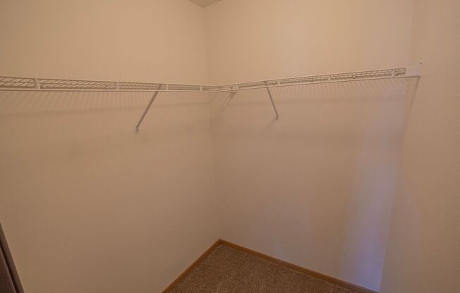 2 beds, 1 bath, 815 sqft, $895, Unit 1415-304