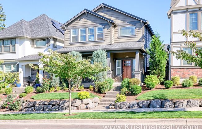 Gorgeous 4 BD* 2.5 BA* Single Family Home In Sherwood Features Spectacular layout*