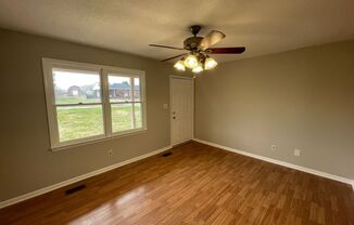 3 beds, 1 bath, $1,295