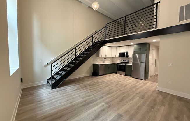 1 bed, 1 bath, 768 sqft, $2,695, Unit 106