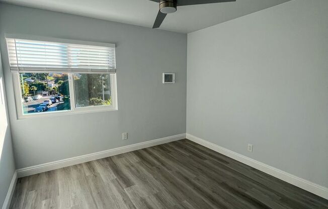 2 beds, 1 bath, 786 sqft, $2,400, Unit B-61