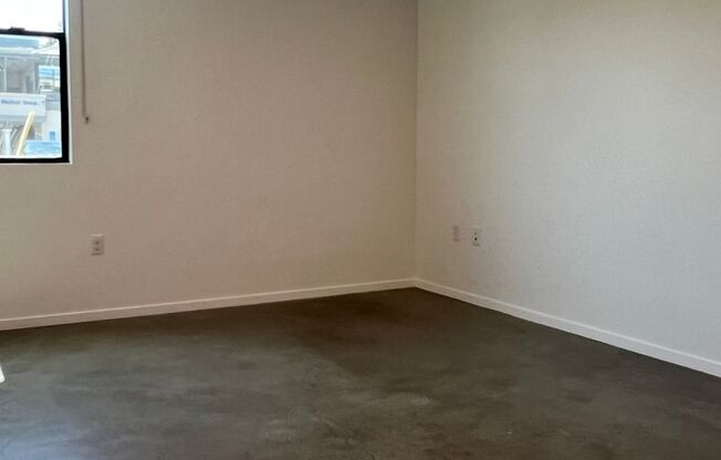 2 beds, 2 baths, 971 sqft, $2,795, Unit 102