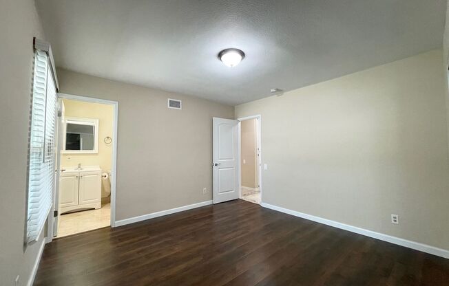 Stunning 4+2 West Hills Home Completely Redone!