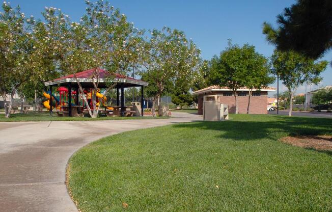 3 beds, 2 baths, 1,311 sqft, $1,925