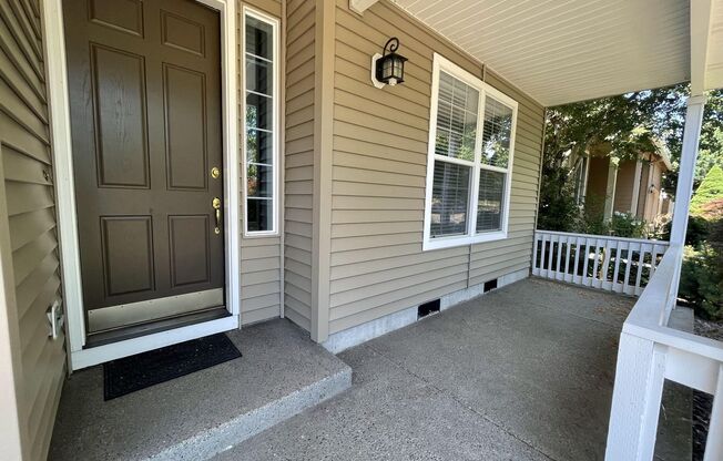 HUGE craftsman 3bed 2Bath home in the heart of Bethany.