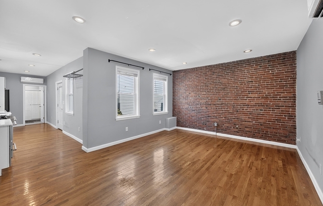 353 SUMNER