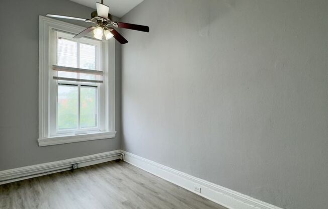 3 beds, 2 baths, 900 sqft, $1,500, Unit 1324-3F