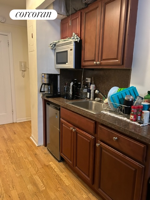 Studio, 1 bath, $2,395, Unit 1401