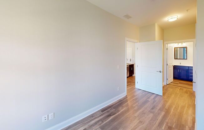 2 beds, 2 baths, 1,042 sqft, $3,055, Unit 6307