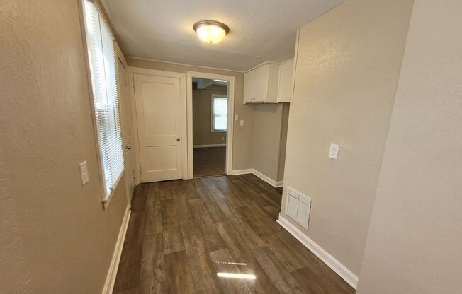 2 bedroom, 1.5 bathroom home with detached garage!