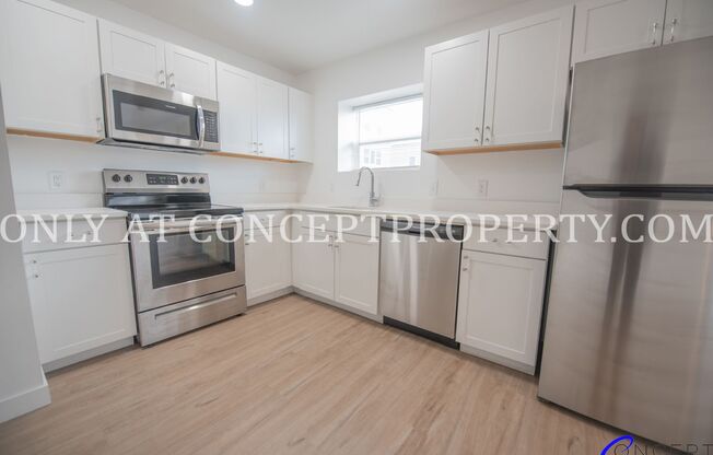 2 beds, 2 baths, 833 sqft, $1,399, Unit 112- (43)